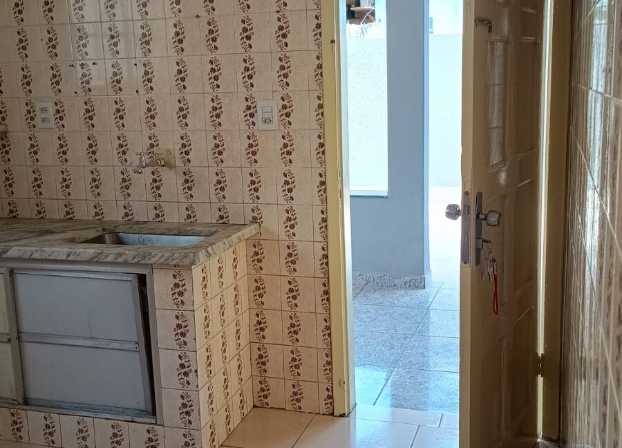 9e7bd193-4e0f-4119-ba2f-f7877ae749e3