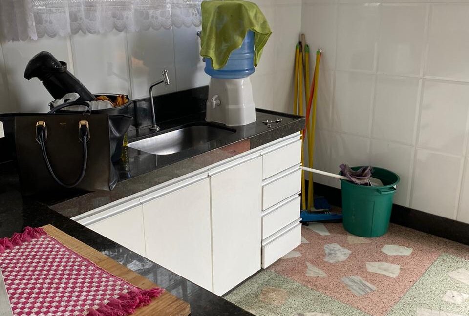 ab6bc133-1a95-4b43-8fe6-471442c63c6b