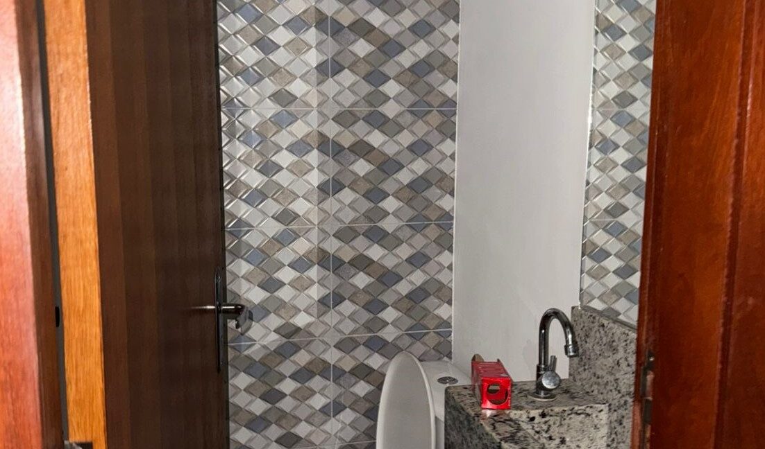 d694c909-f37e-4ce3-b9b2-3de1cb646a4b