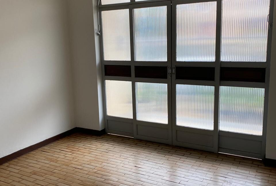 f16a886b-c7cd-4530-8a0a-fdf1e27cd30b