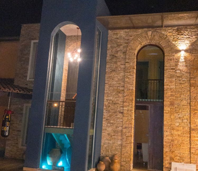 9990d80c-9f11-414c-bc17-0325f68ab583