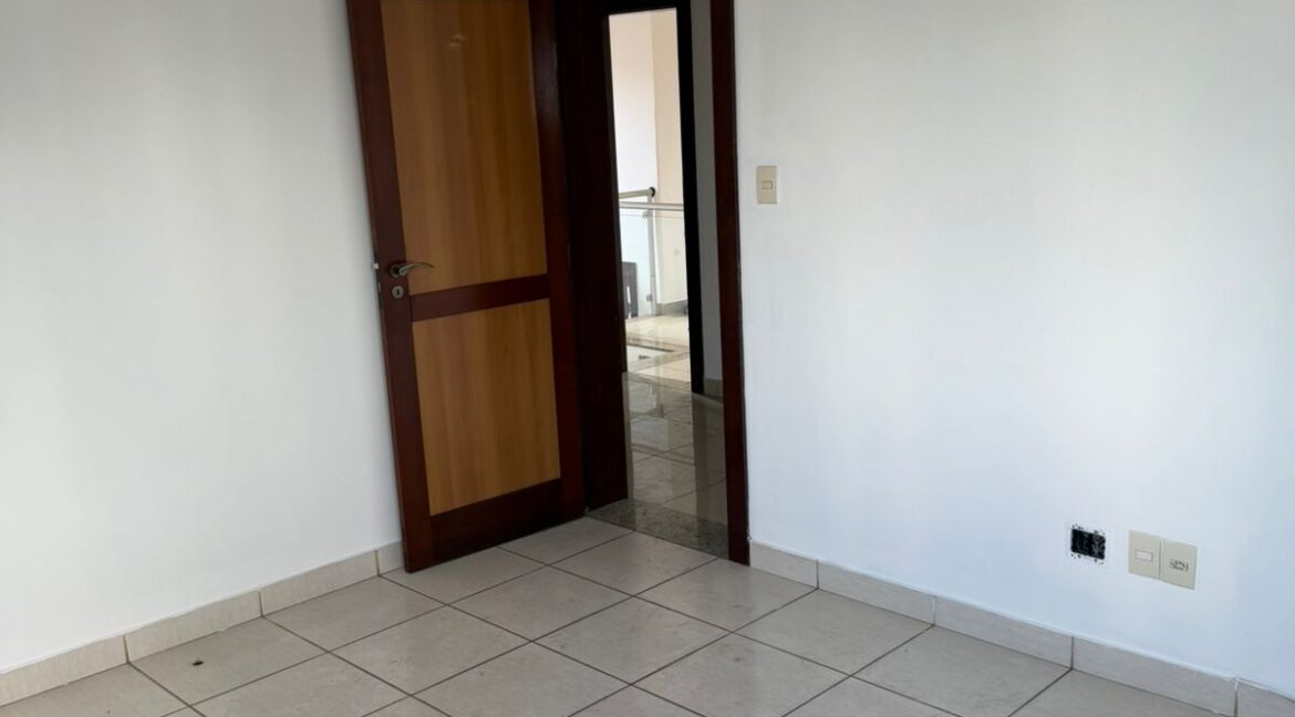 WhatsApp Image 2026-04-20 at 16.00.5