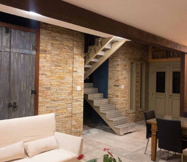 efa4d28f-3624-4406-bd9a-08a88e3eae94