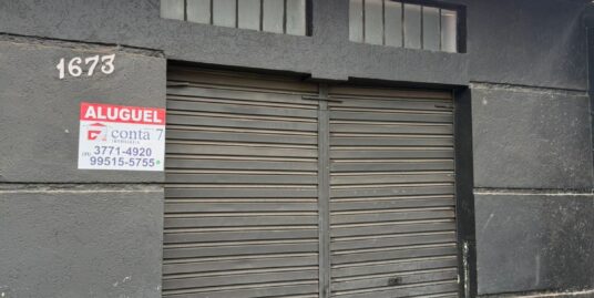 LOJA EM RUA MOVIMENTADA